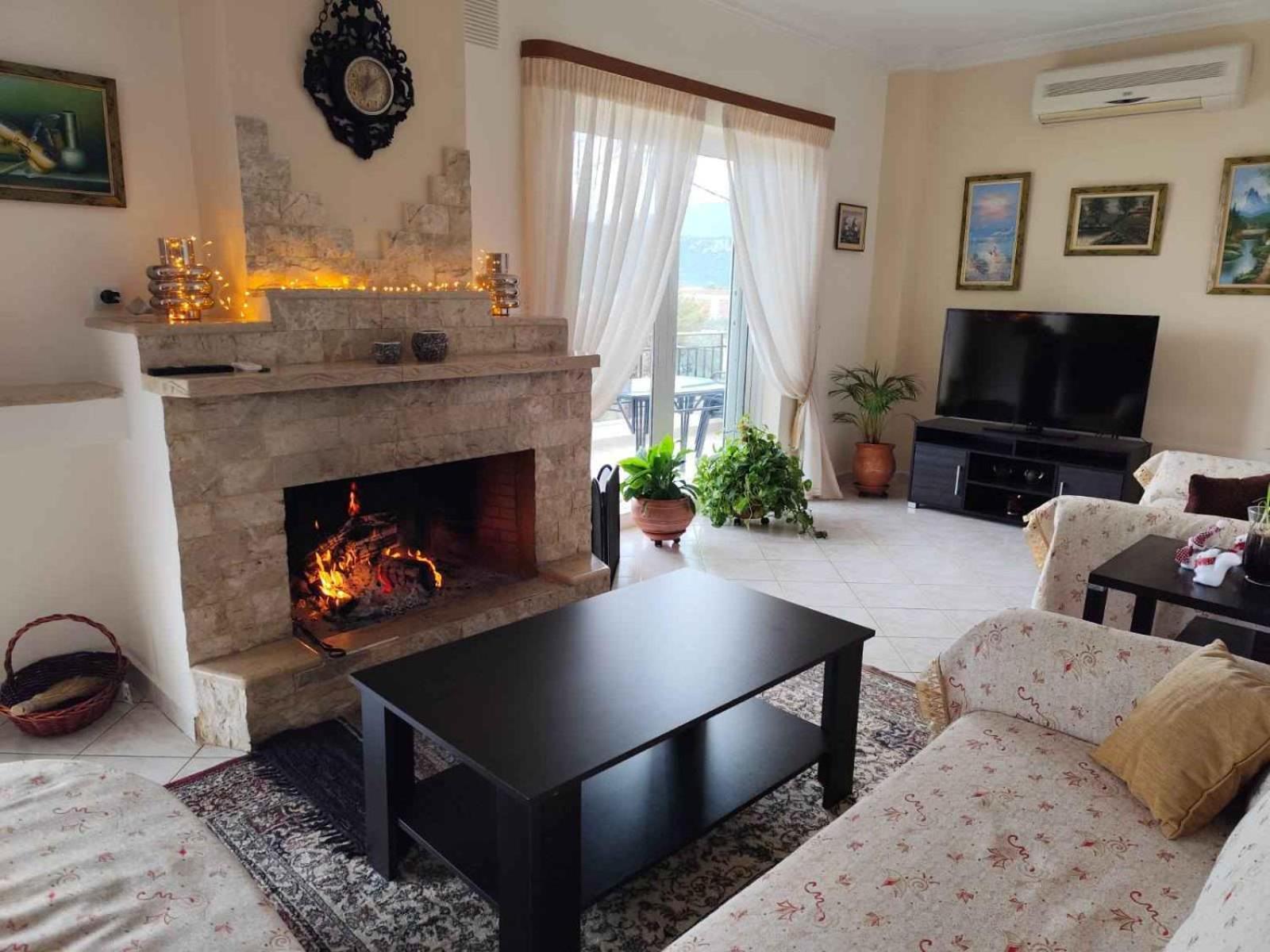 Alexadra'S House Κάτω Αλμυρή Lejlighed Eksteriør billede