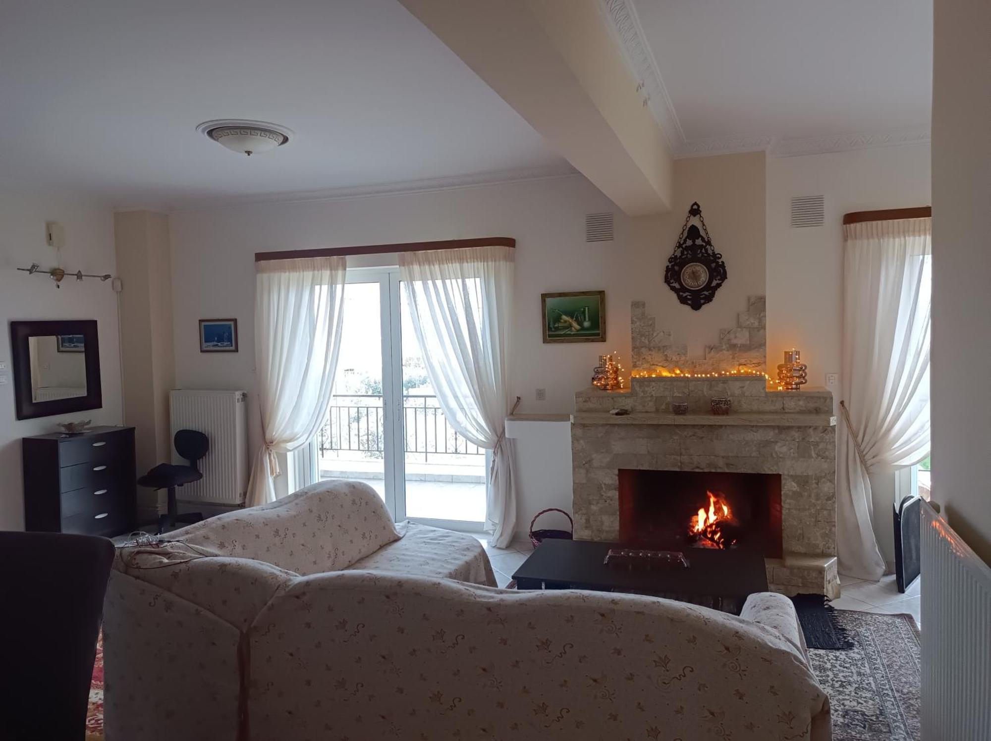 Alexadra'S House Κάτω Αλμυρή Lejlighed Eksteriør billede
